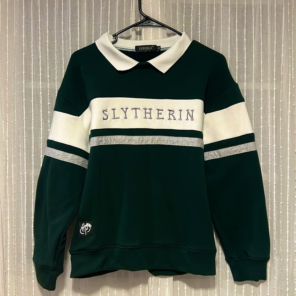 slytherin crewneck